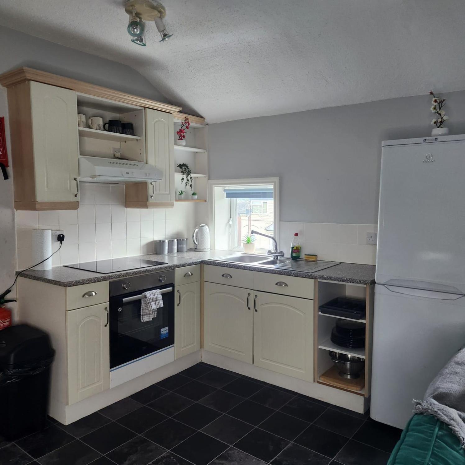 Cottage Style 2 Bedroom Apt In City, Near Utilita Arena & Free Parking Birmingham Esterno foto