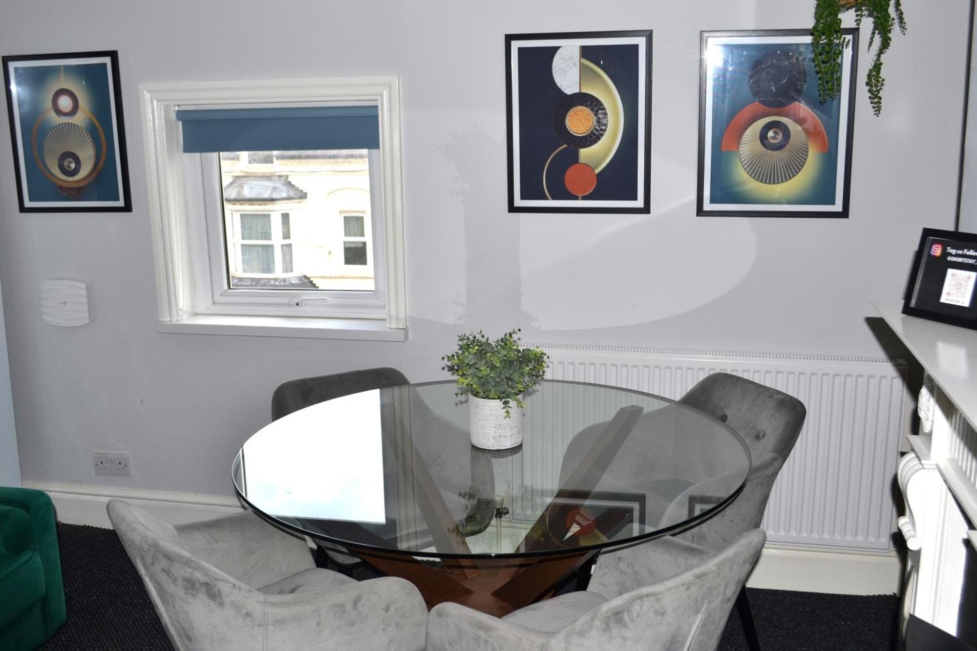 Cottage Style 2 Bedroom Apt In City, Near Utilita Arena & Free Parking Birmingham Esterno foto